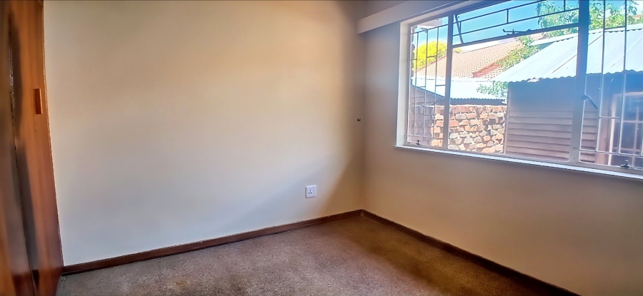 2 Bedroom Property for Sale in Pellissier Free State